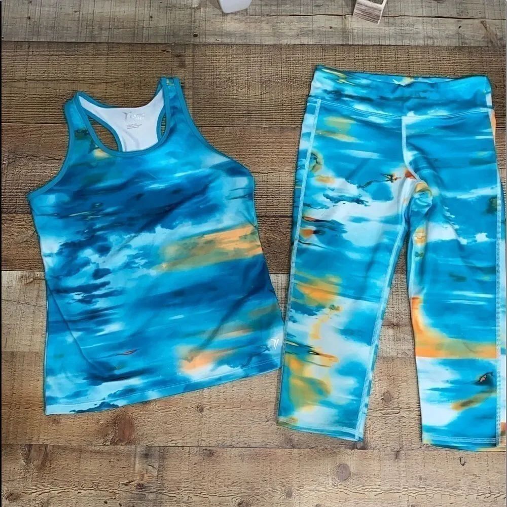 💜 old navy Racerback tank & leggings